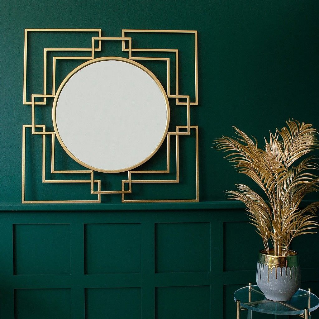 Geometric Halo Mirror